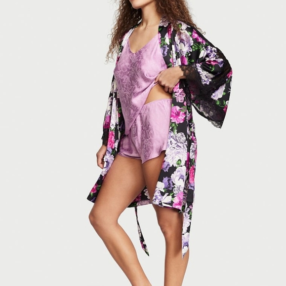 Victorias secret Robe - Picture 4 of 4